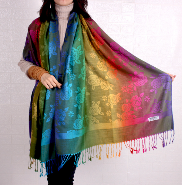 Motif Bunga Berwarna-warni